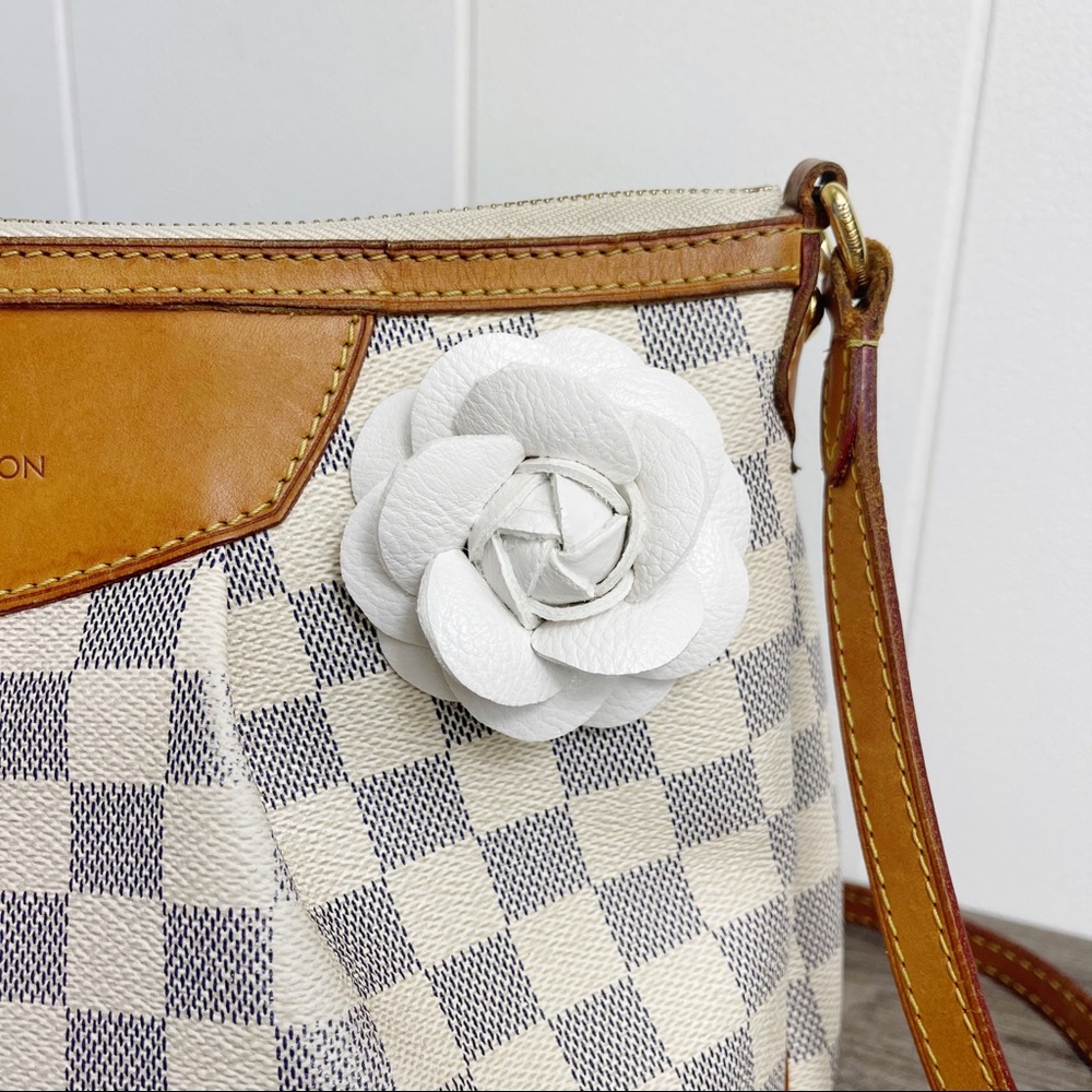 Camellia Flower Vegan Leather Bag Charm - Picture 3 of 7